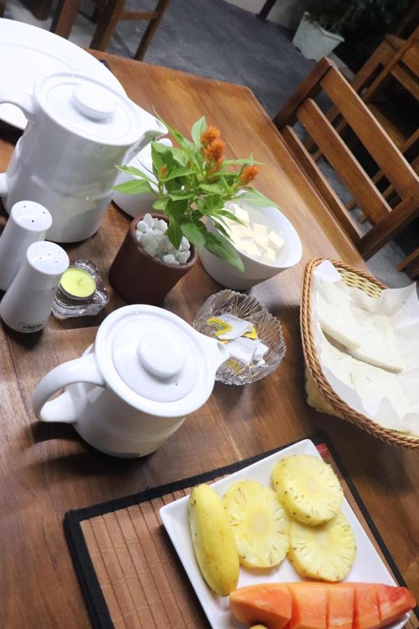 Ryan Residence & Restaurant Негомбо Екстериор снимка