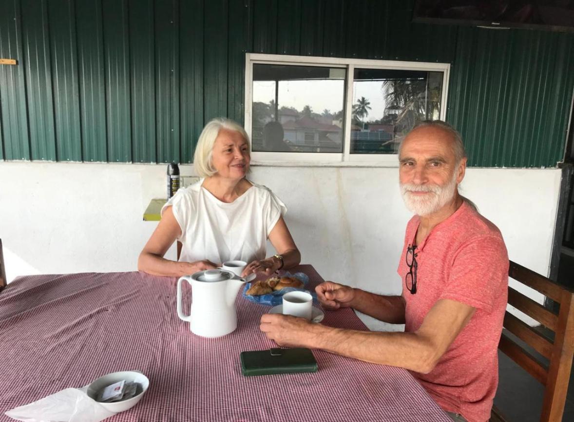 Ryan Residence & Restaurant Негомбо Екстериор снимка